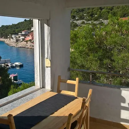 Apartman Zirje Accommodation Zirje